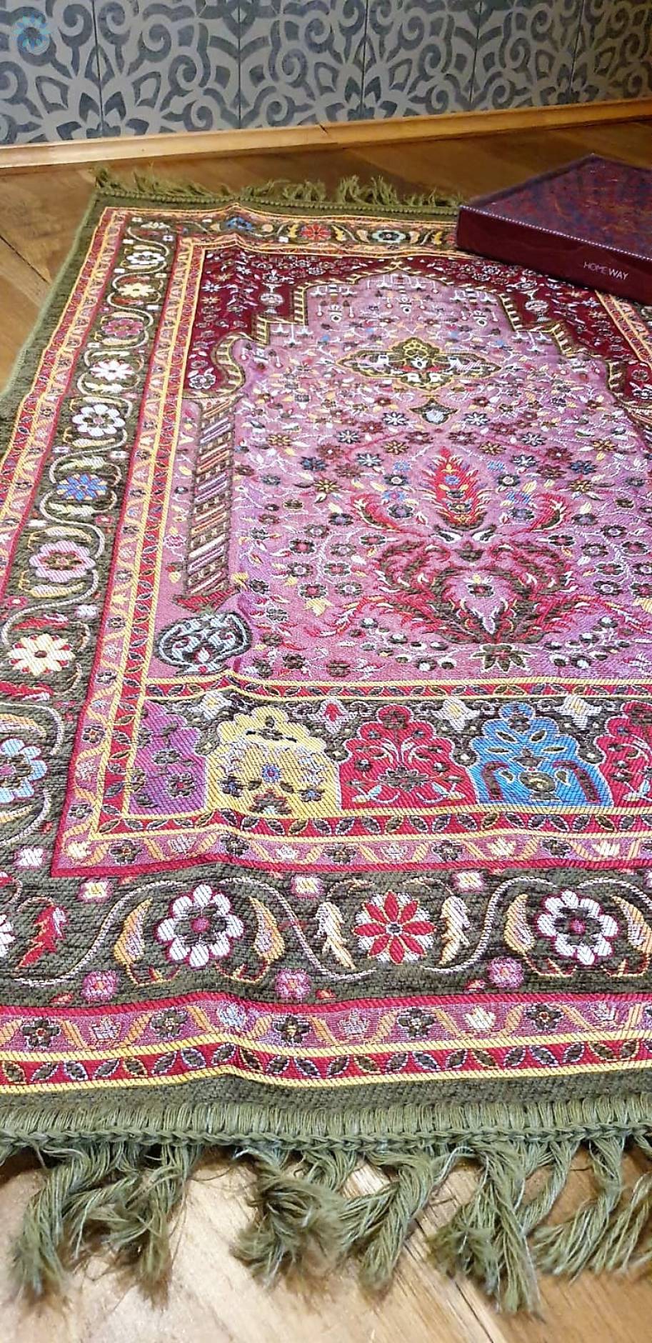 Essentials › Prayer Mats › Mughal Al Yamama Homeway Box Prayer Mat